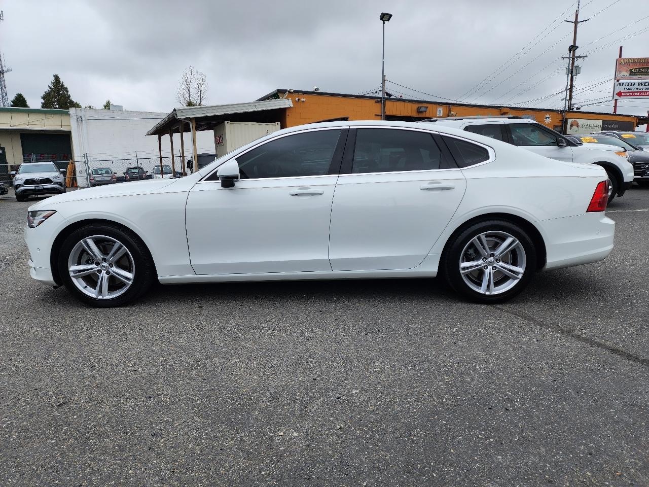 Volvo S90 T5 Momentum 2017