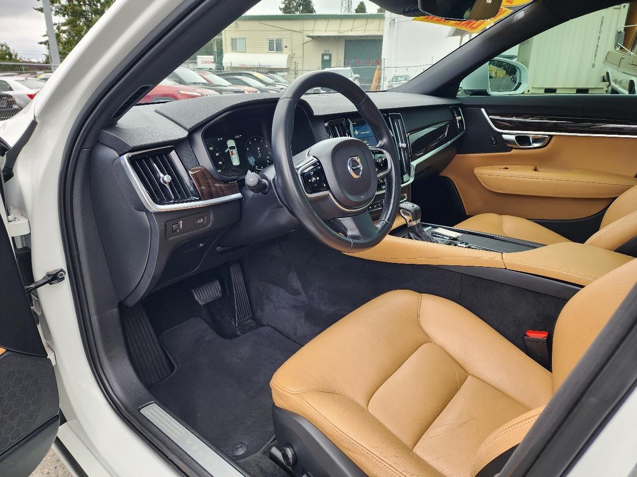 Volvo S90 T5 Momentum 2017