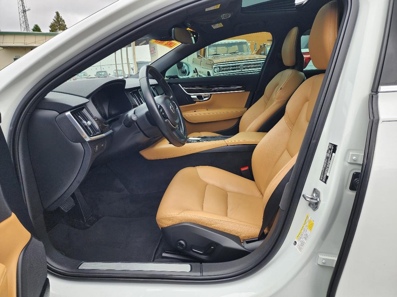 Volvo S90 T5 Momentum 2017