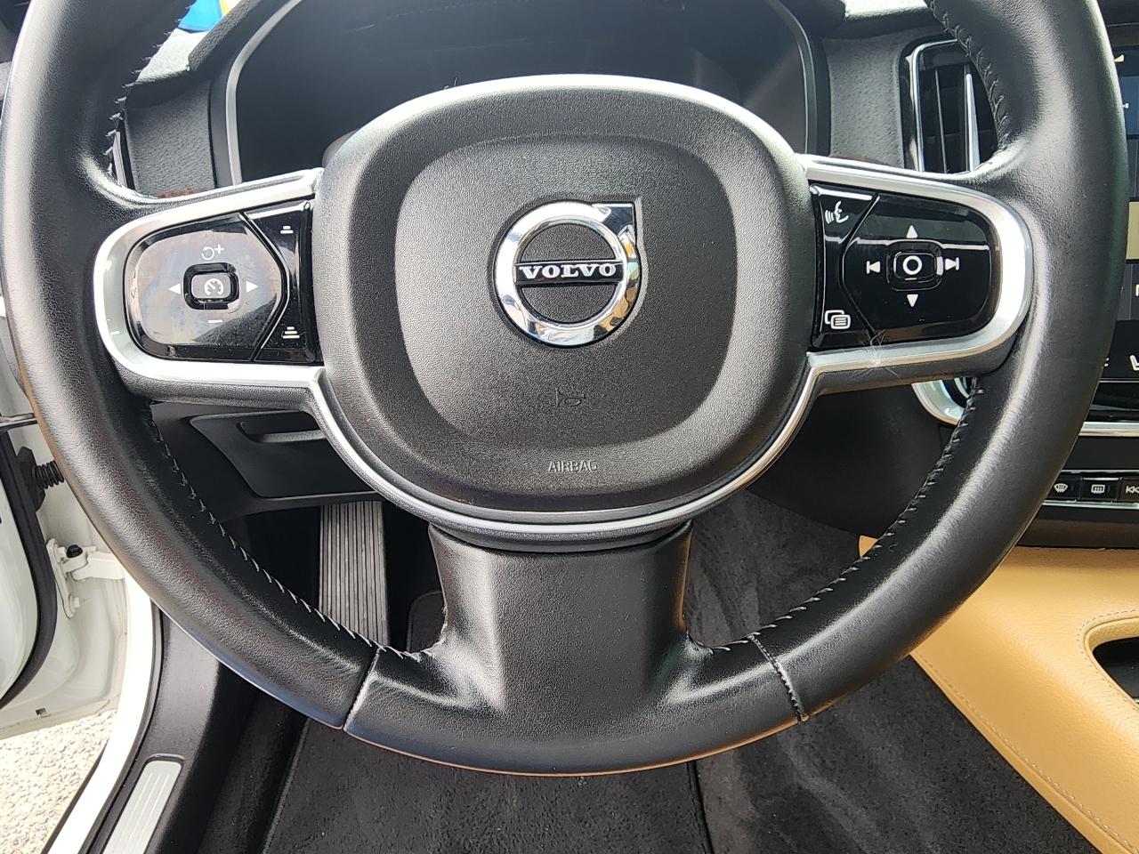 Volvo S90 T5 Momentum 2017