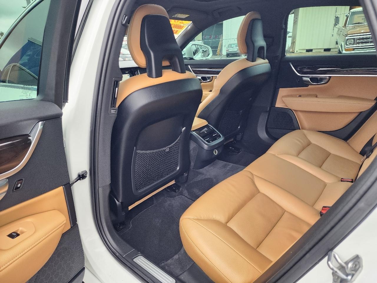 Volvo S90 T5 Momentum 2017