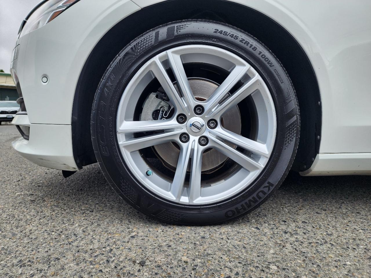 Volvo S90 T5 Momentum 2017