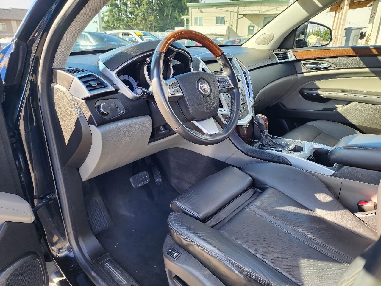 Cadillac SRX Luxury Collection 2010