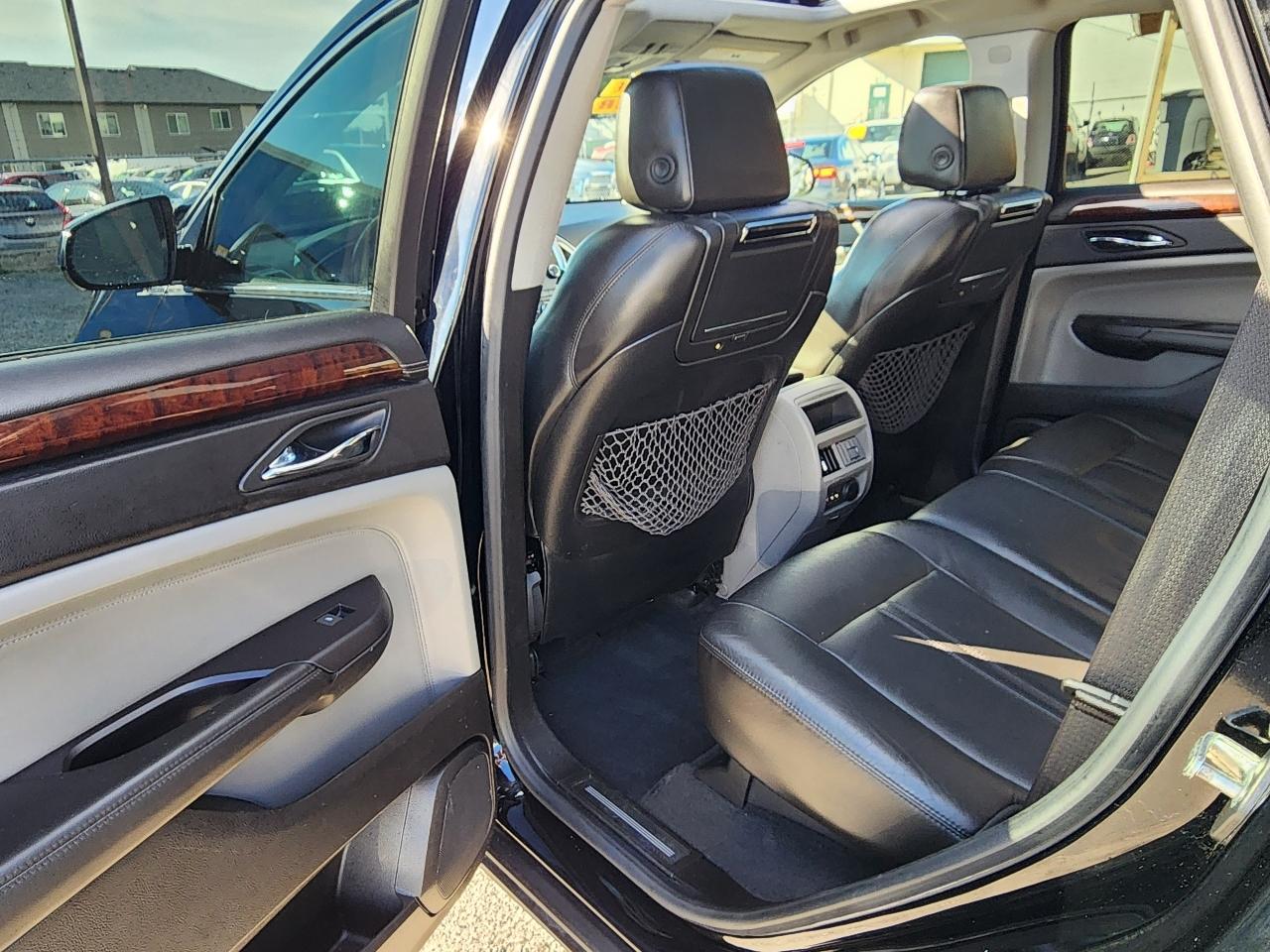 Cadillac SRX Luxury Collection 2010