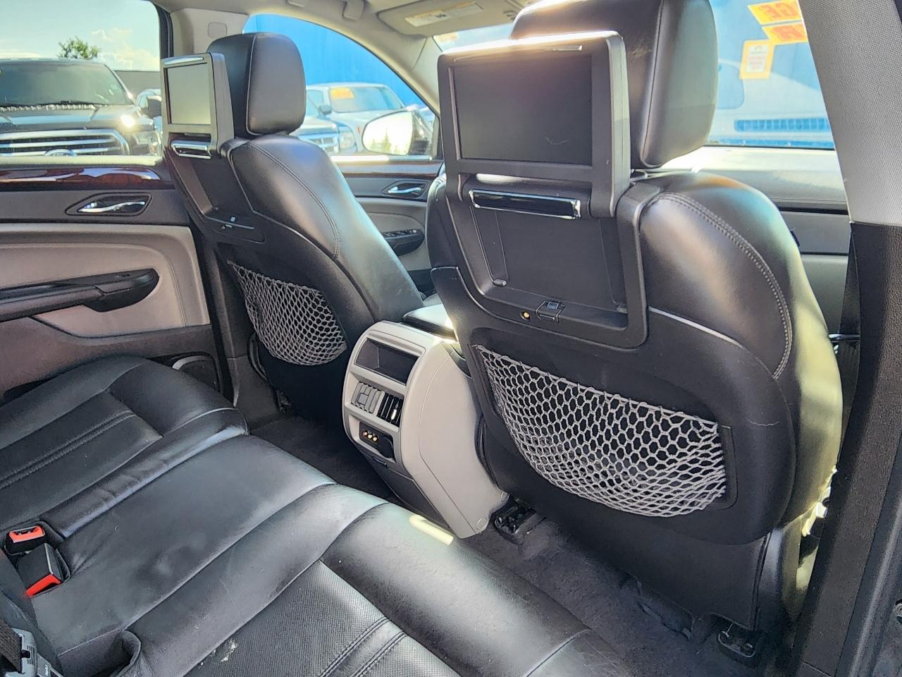 Cadillac SRX Luxury Collection 2010