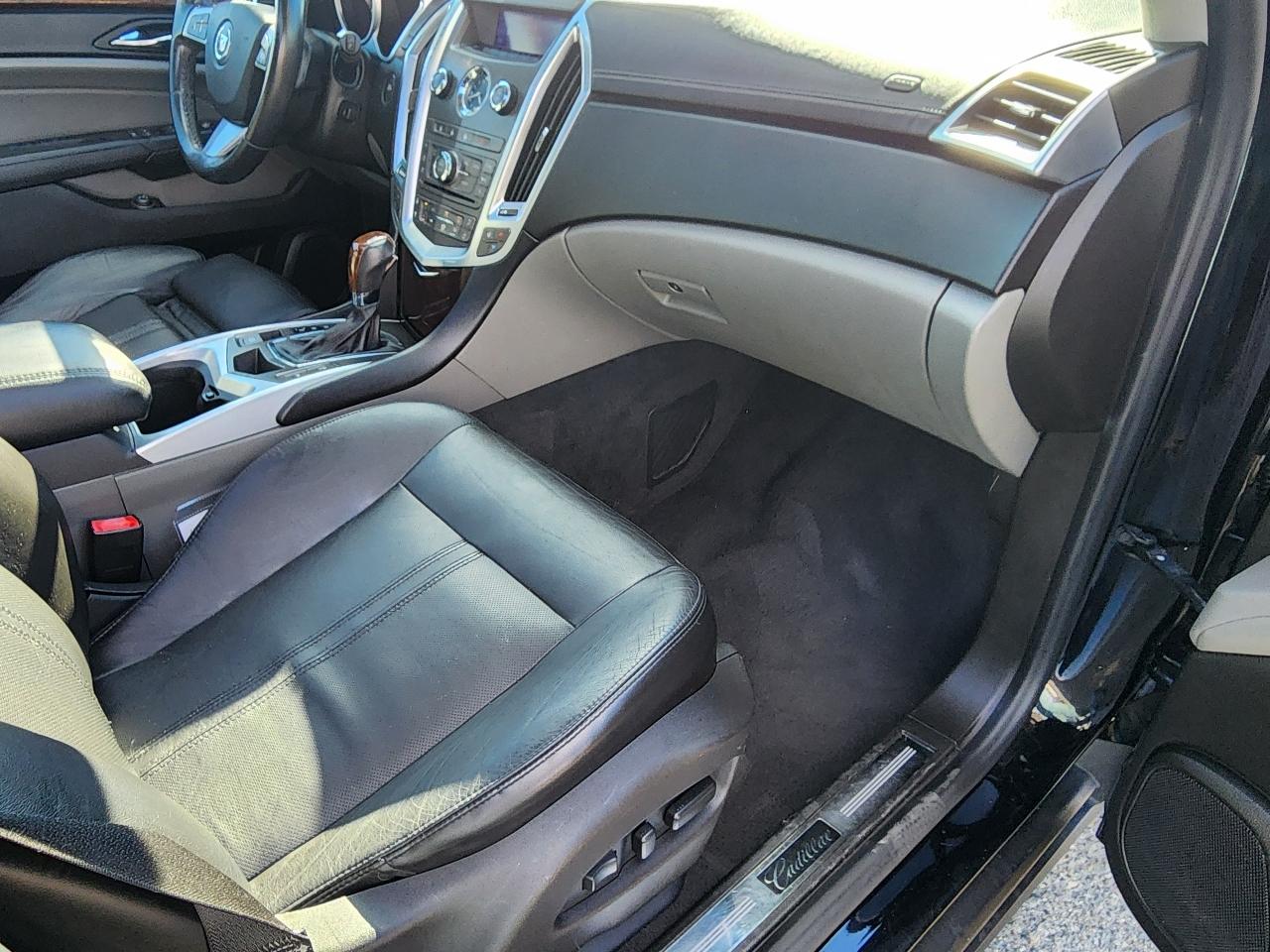 Cadillac SRX Luxury Collection 2010