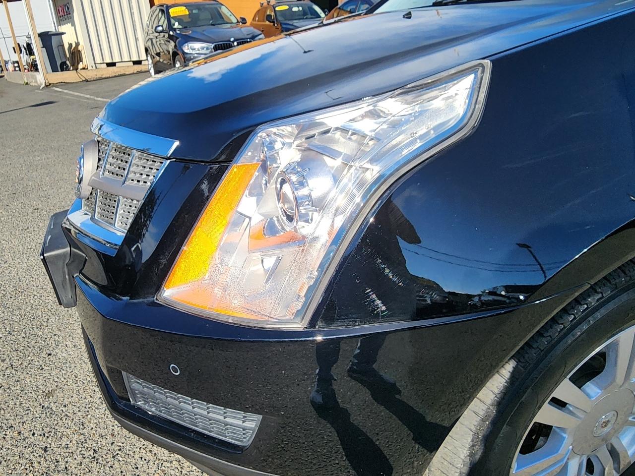 Cadillac SRX Luxury Collection 2010
