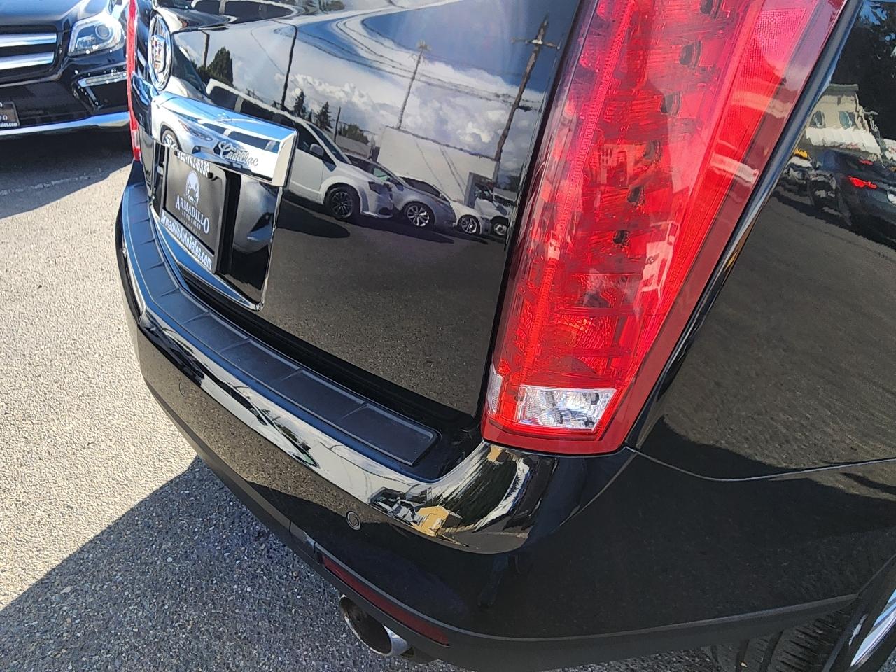 Cadillac SRX Luxury Collection 2010