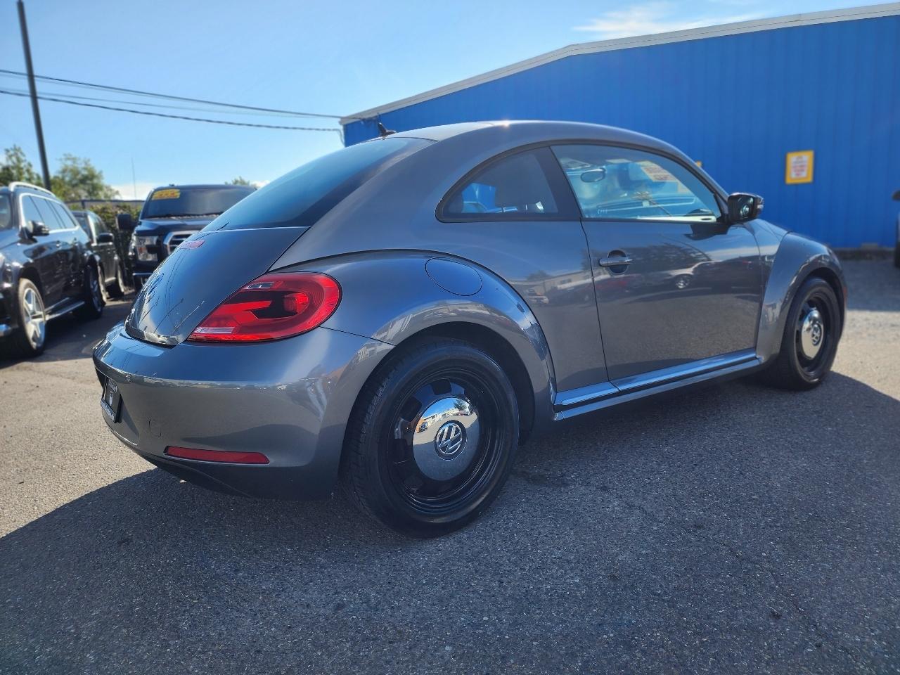 Volkswagen Beetle Coupe 2dr Man 2.5L 2013