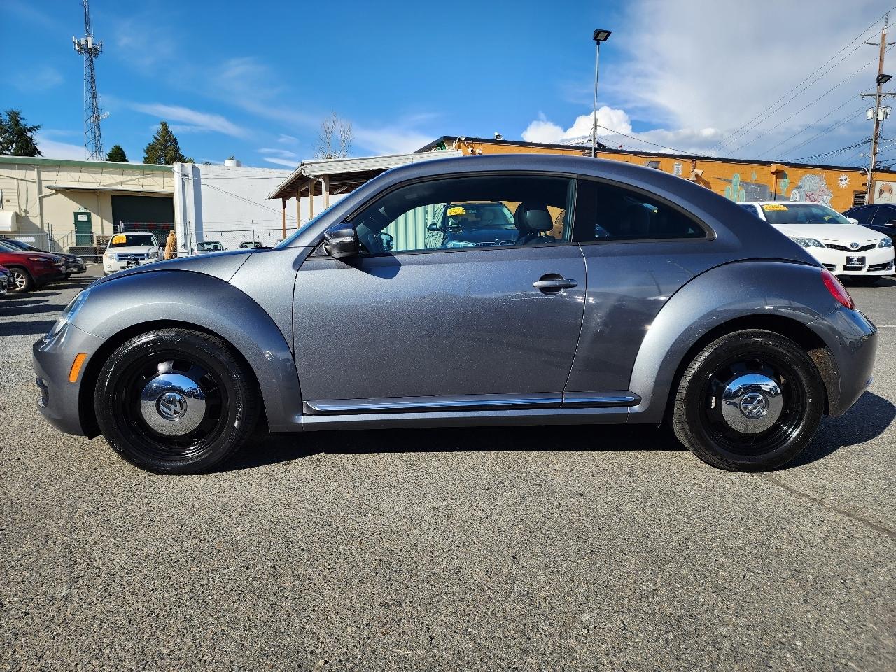 Volkswagen Beetle Coupe 2dr Man 2.5L 2013