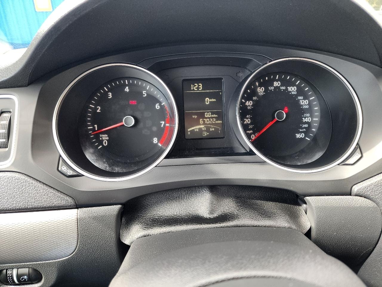 Volkswagen Jetta  2017
