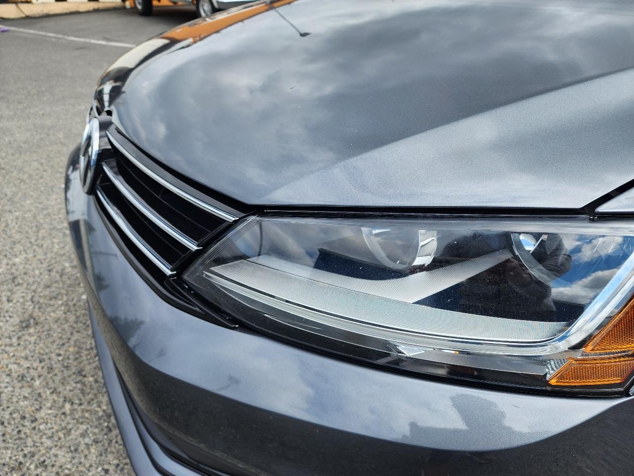 Volkswagen Jetta  2017