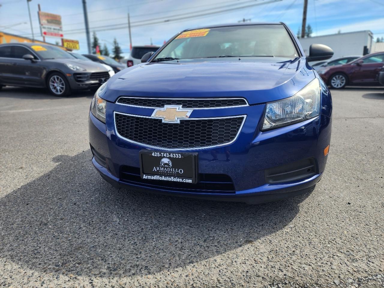 Chevrolet Cruze 4dr Sdn LS 2012