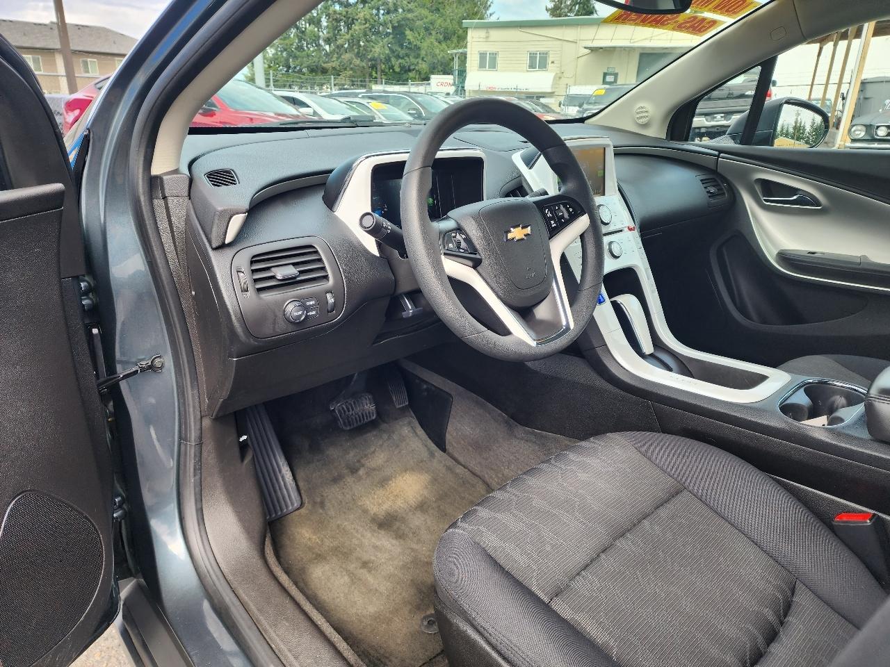 Chevrolet Volt  2012