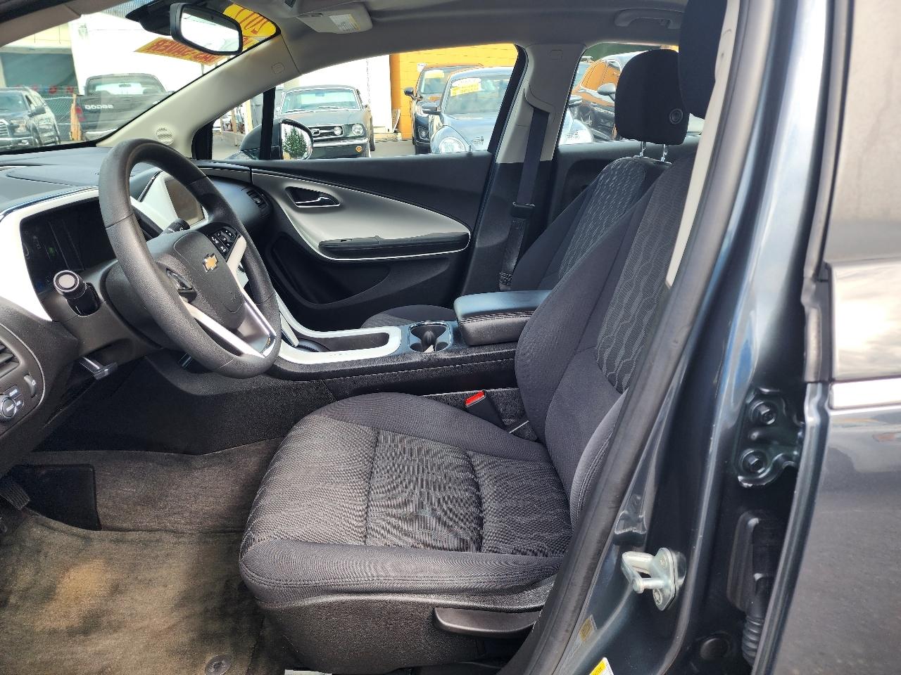 Chevrolet Volt  2012