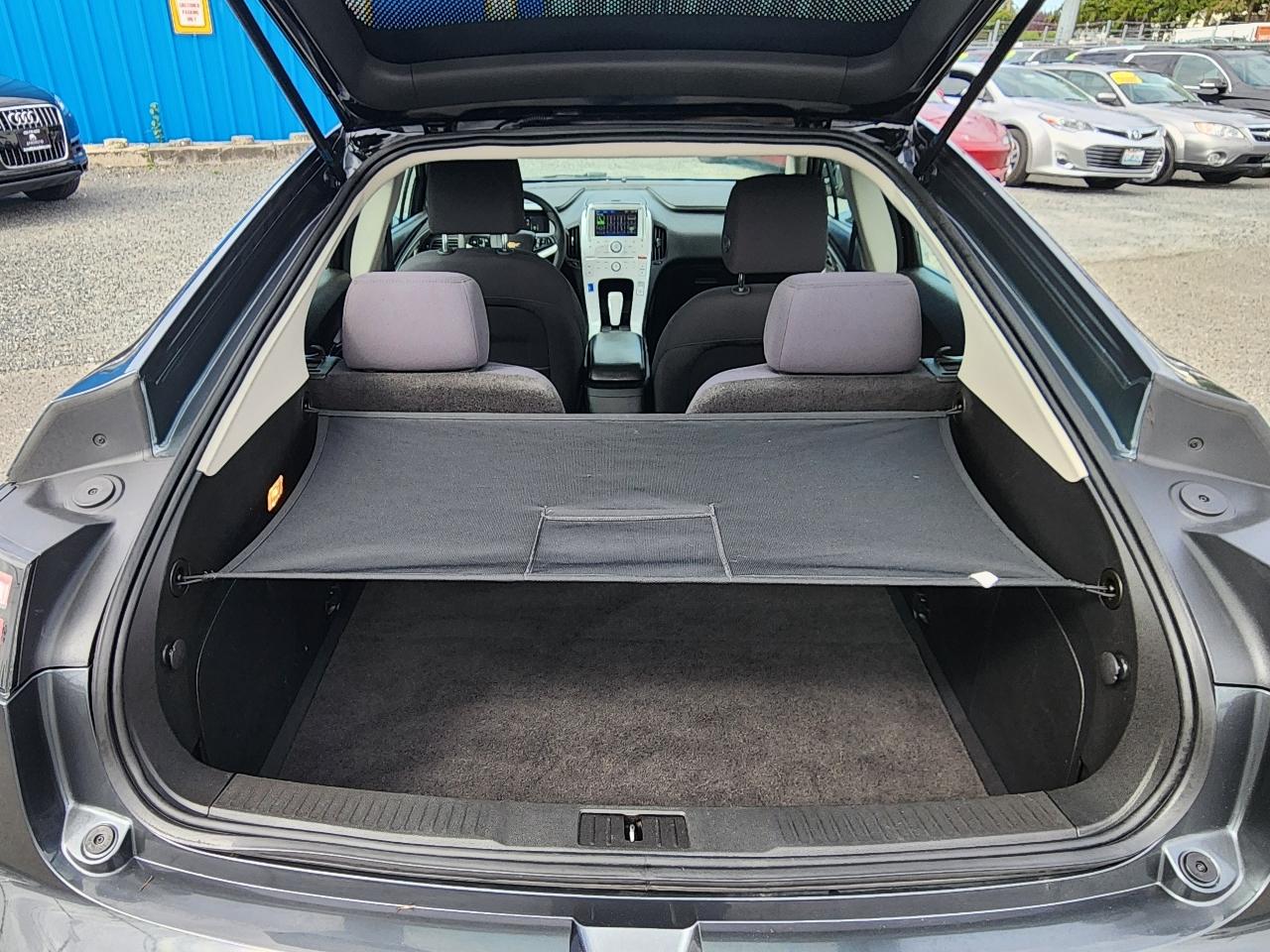 Chevrolet Volt  2012