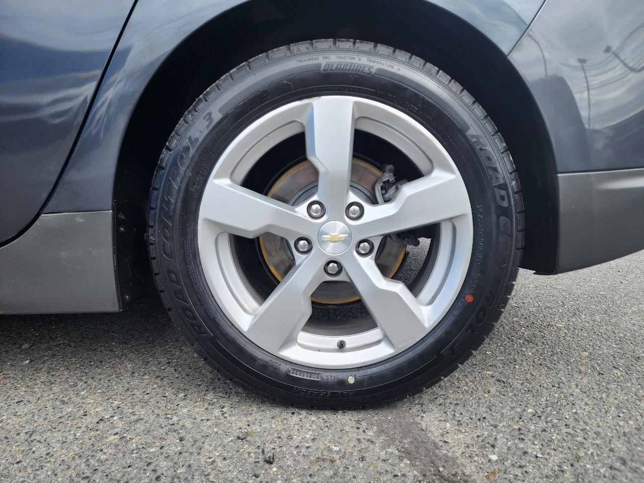 Chevrolet Volt  2012