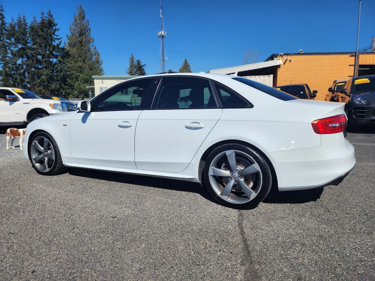Audi A4 4dr Sdn Auto quattro 2.0T Premium Plus 2014