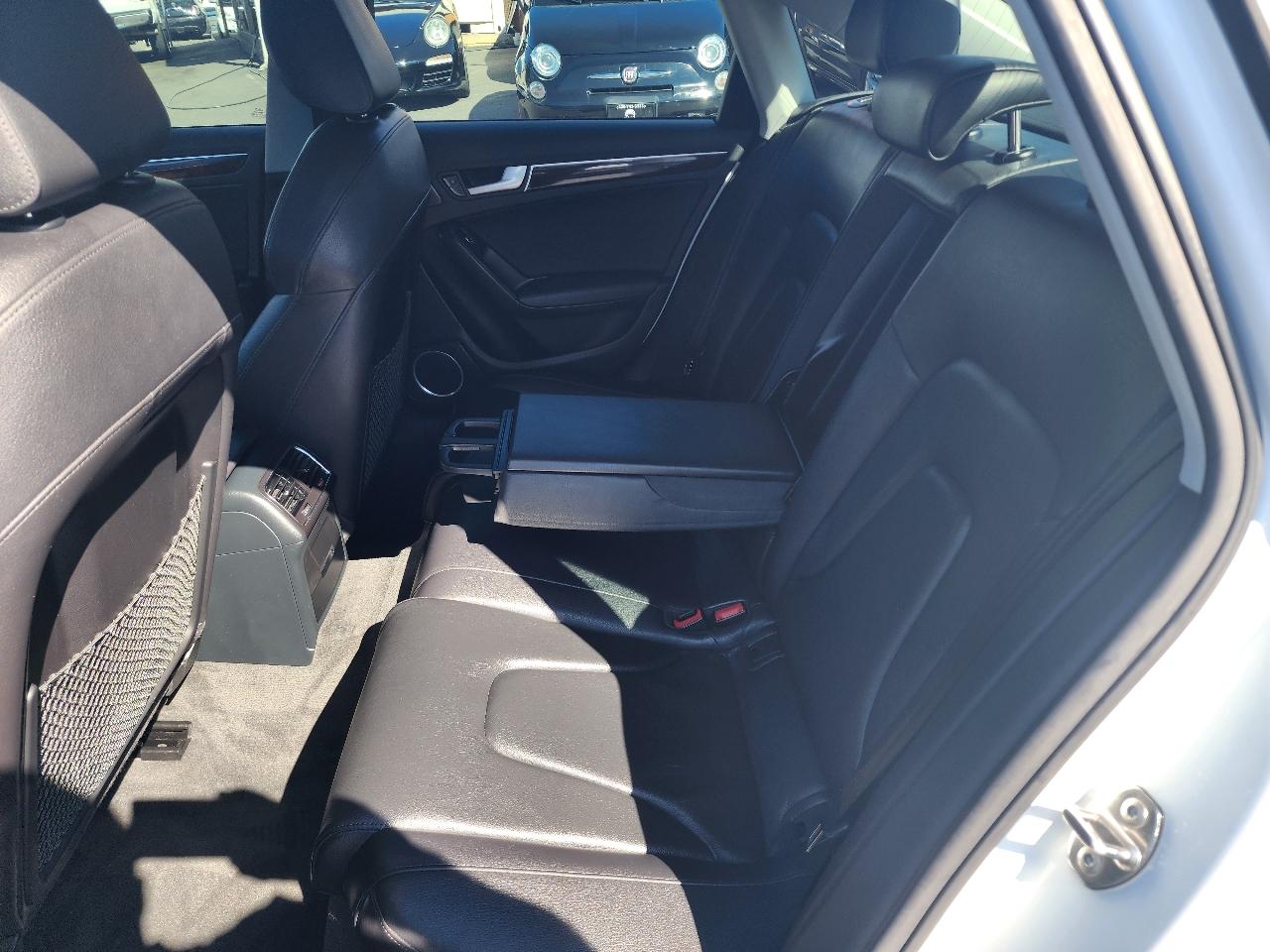 Audi A4 4dr Sdn Auto quattro 2.0T Premium Plus 2014