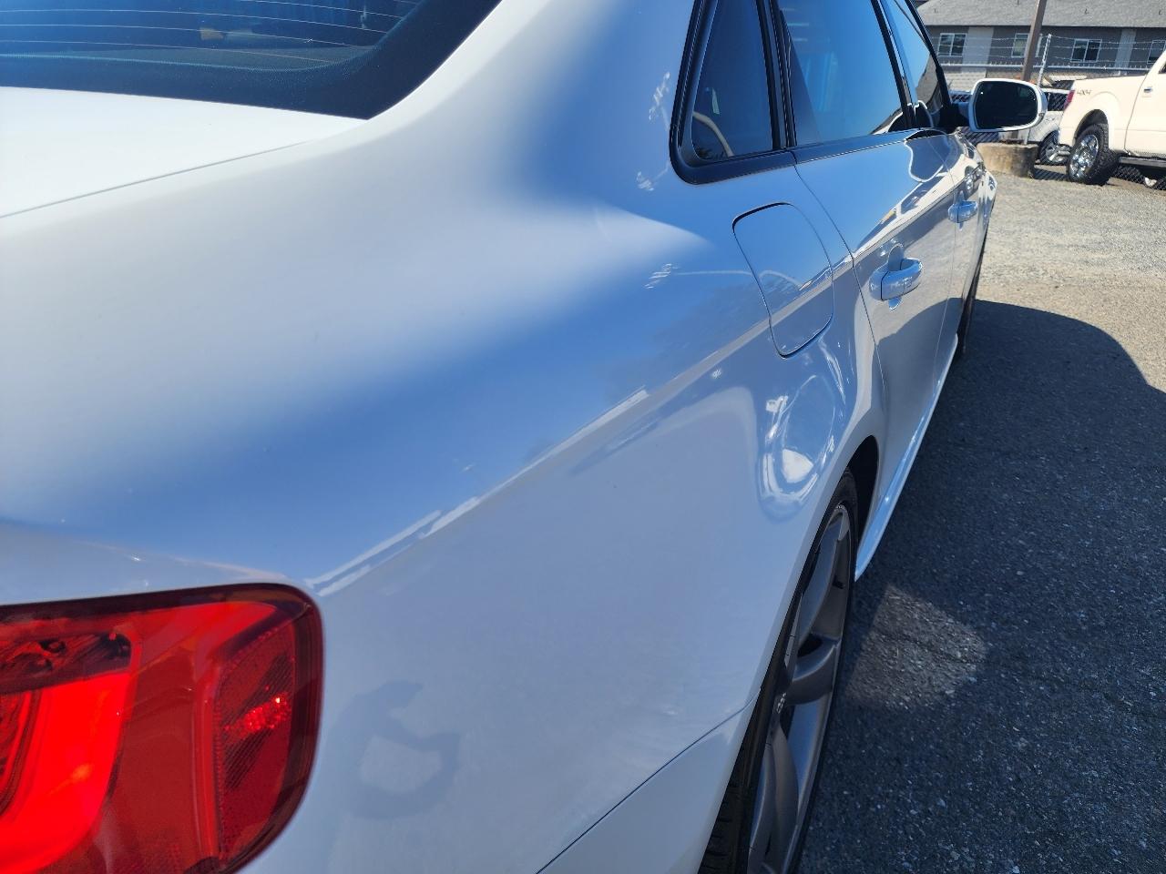 Audi A4 4dr Sdn Auto quattro 2.0T Premium Plus 2014
