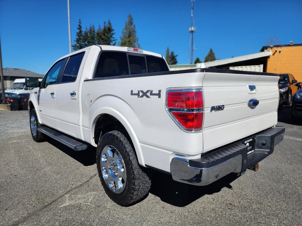 Ford F-150 4WD SuperCrew 139" Lariat 2011