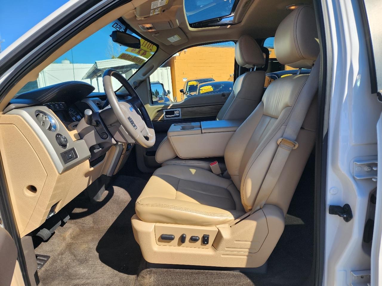 Ford F-150 4WD SuperCrew 139" Lariat 2011