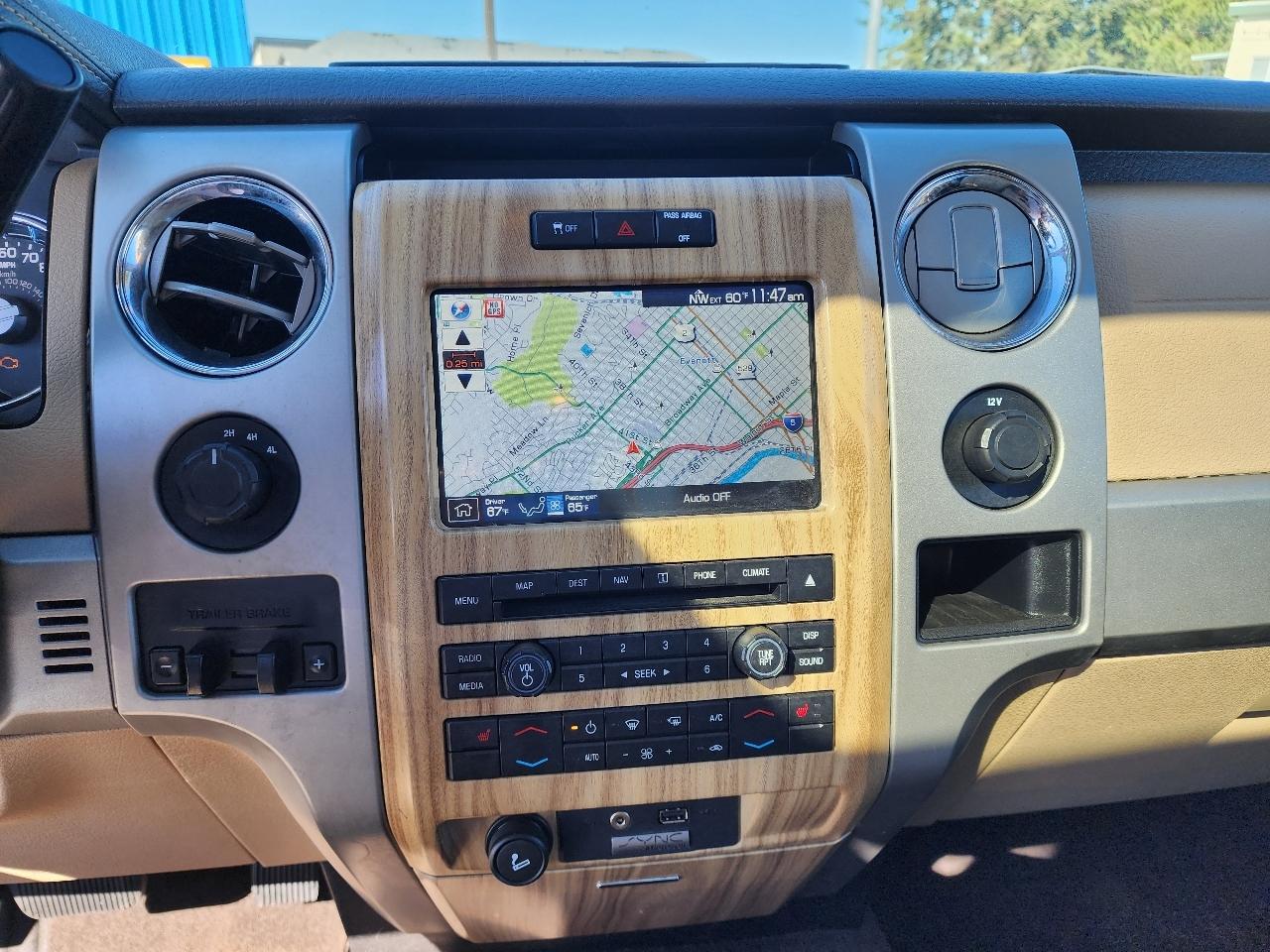 Ford F-150 4WD SuperCrew 139" Lariat 2011