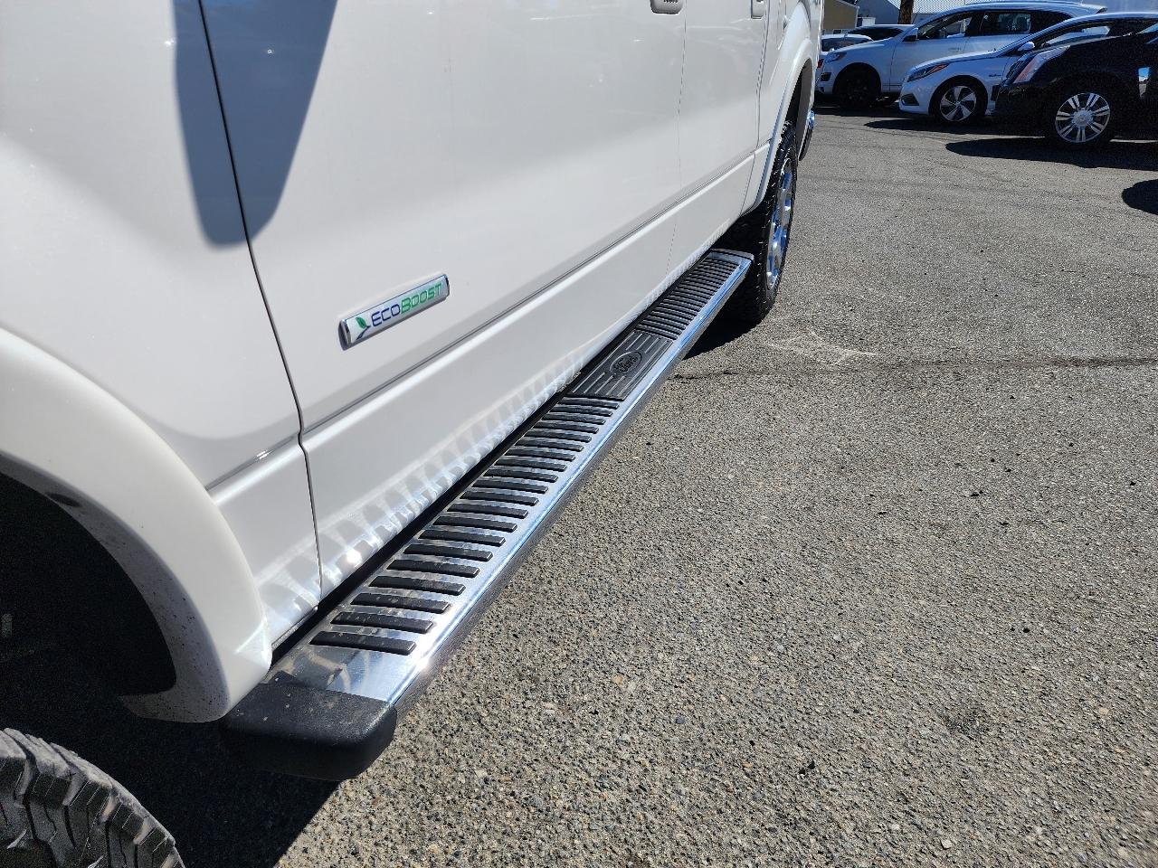 Ford F-150 4WD SuperCrew 139" Lariat 2011