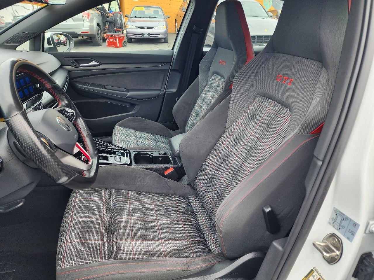 Volkswagen Golf GTI 4dr HB DSG S 2024