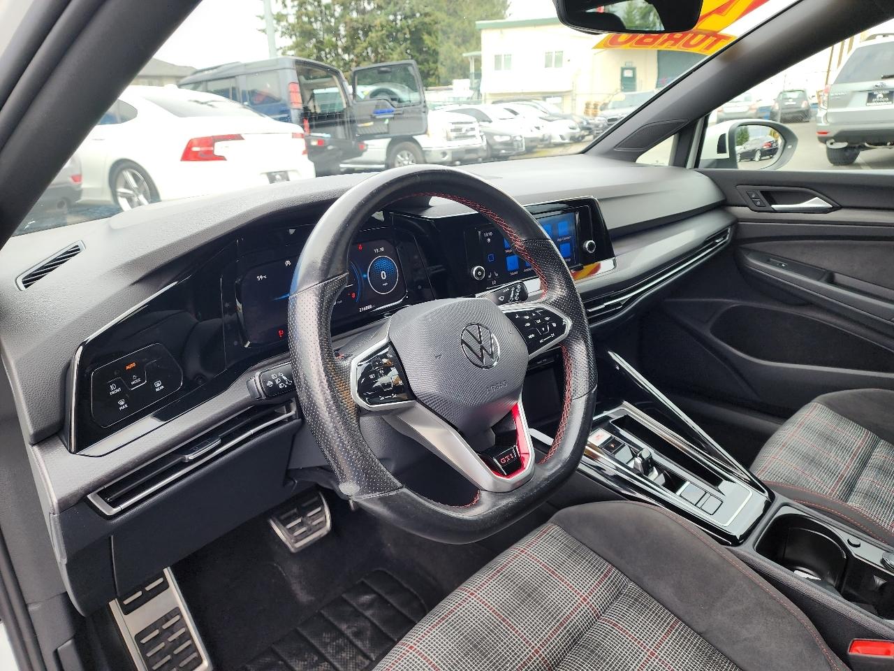 Volkswagen Golf GTI 4dr HB DSG S 2024