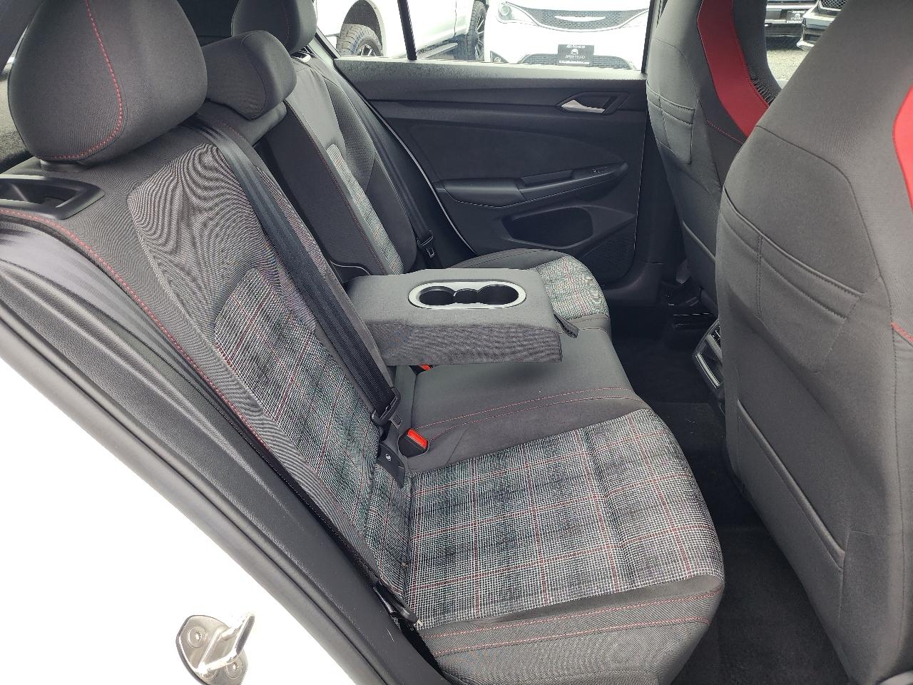Volkswagen Golf GTI 4dr HB DSG S 2024