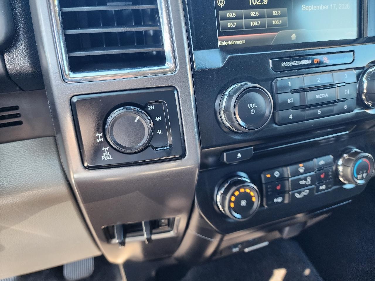 Ford F-150 4WD SuperCrew 157" FX4 2015