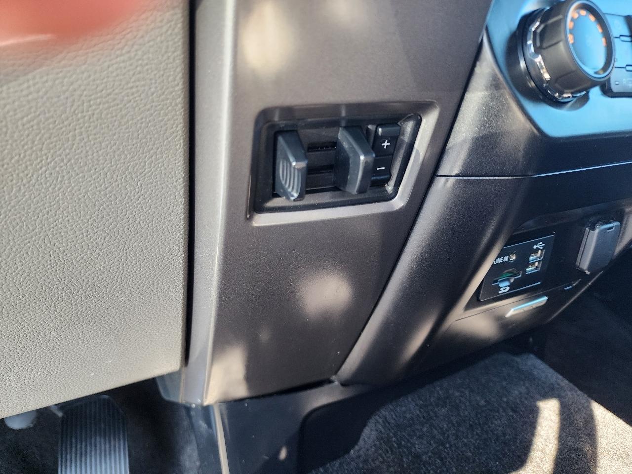 Ford F-150 4WD SuperCrew 157" FX4 2015