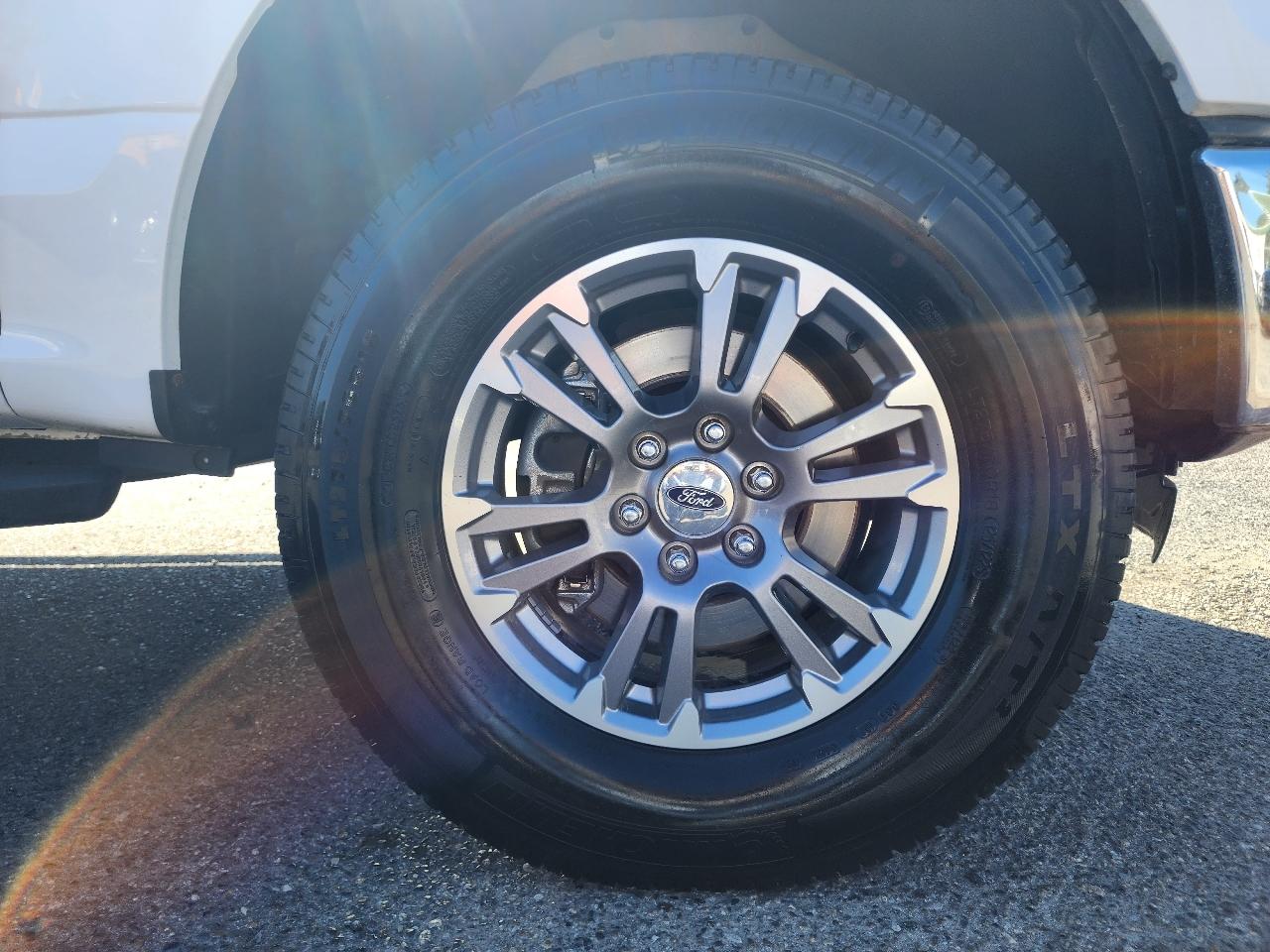 Ford F-150 4WD SuperCrew 157" FX4 2015