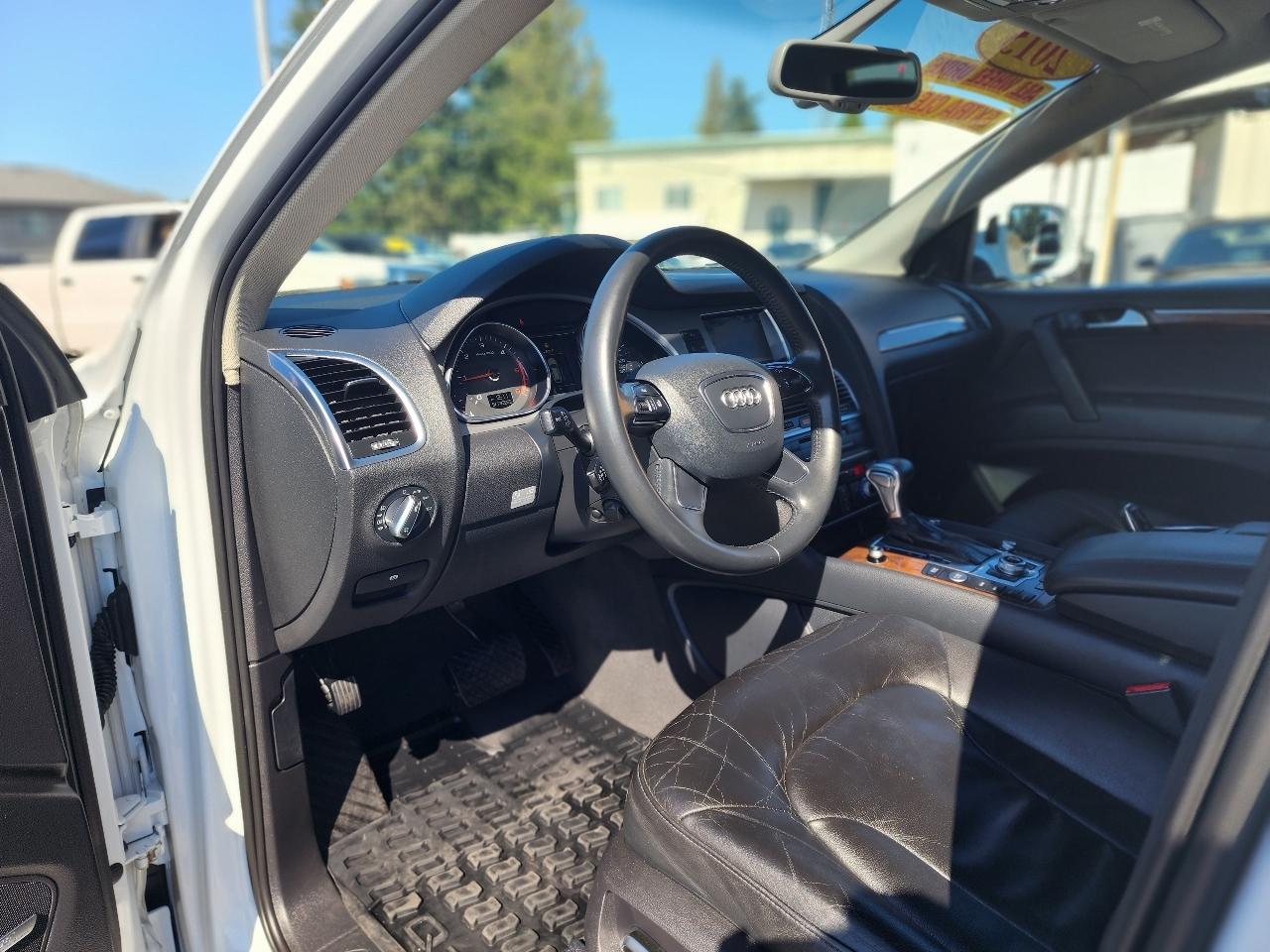 Audi Q7 quattro 4dr 3.0L TDI Premium Plus 2015