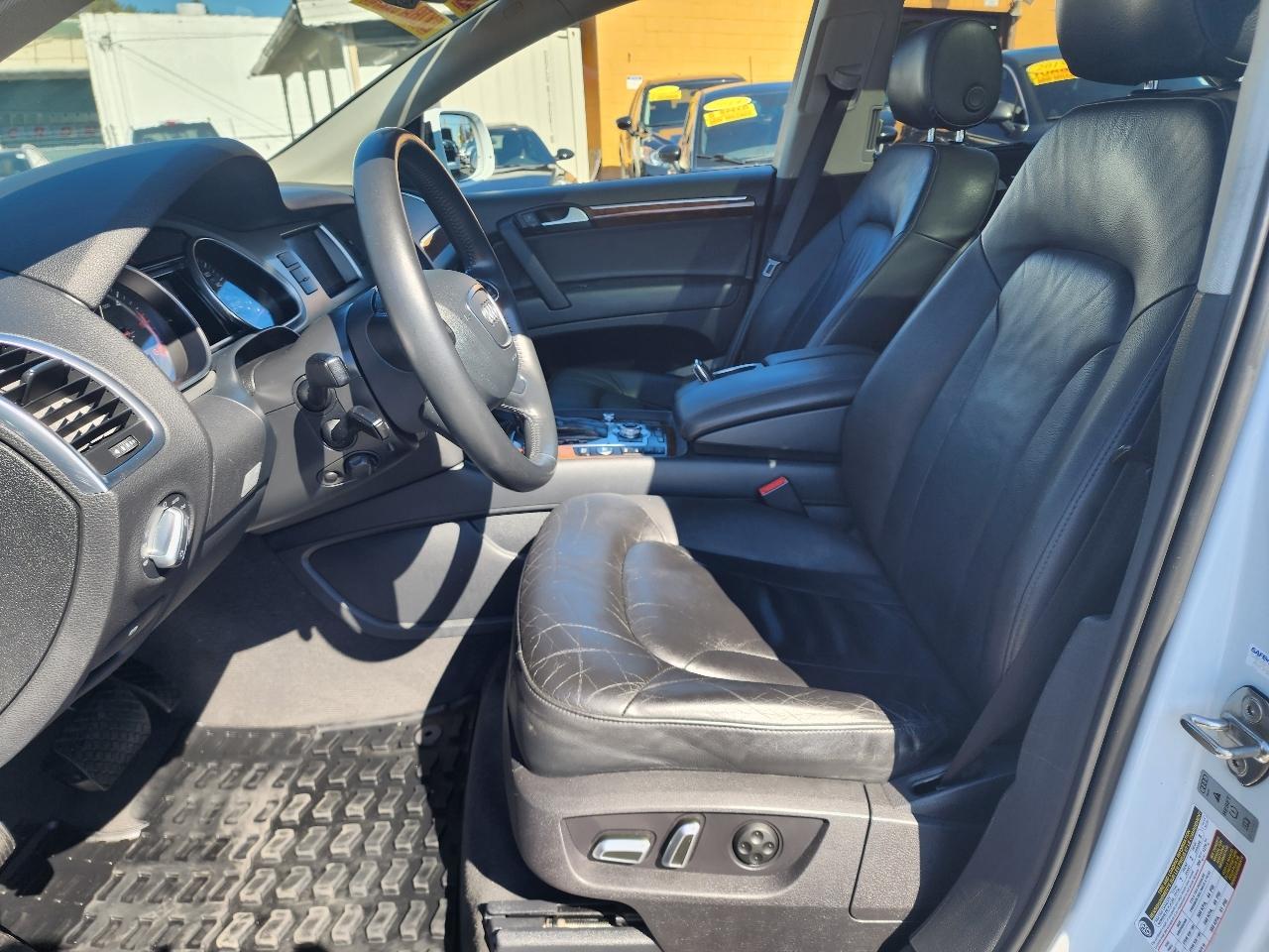 Audi Q7 quattro 4dr 3.0L TDI Premium Plus 2015
