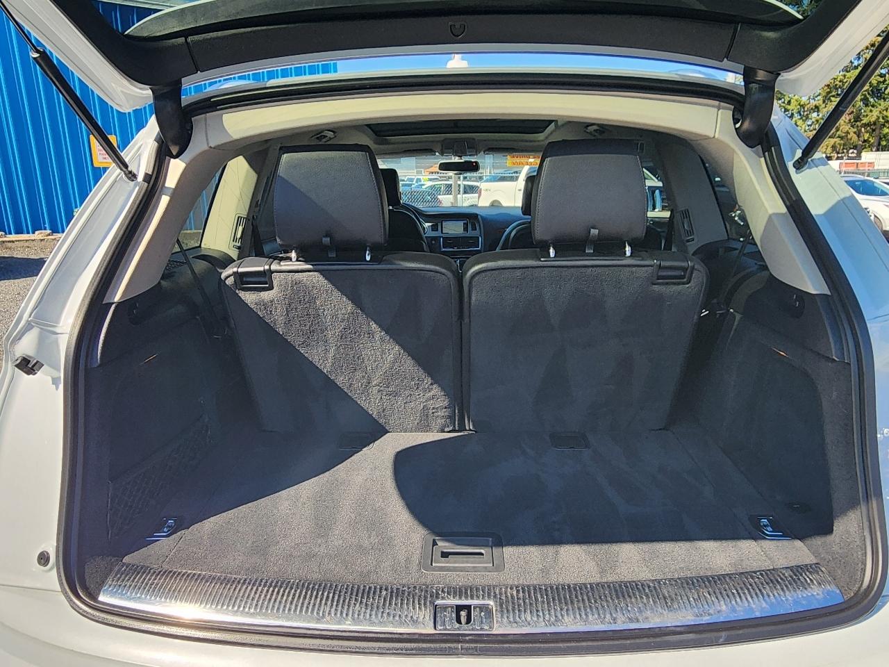 Audi Q7 quattro 4dr 3.0L TDI Premium Plus 2015