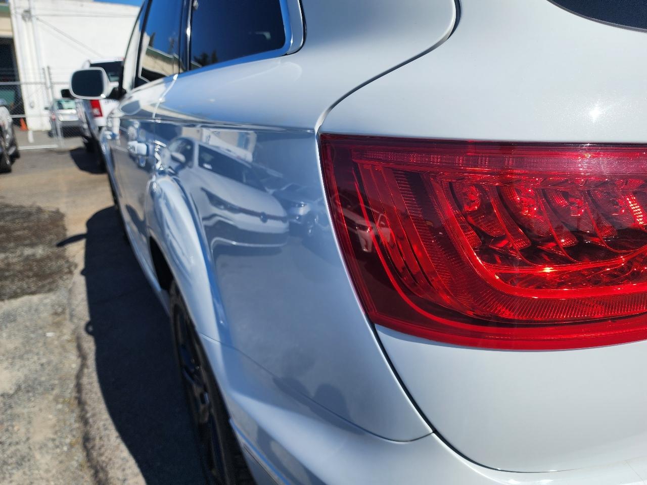 Audi Q7 quattro 4dr 3.0L TDI Premium Plus 2015