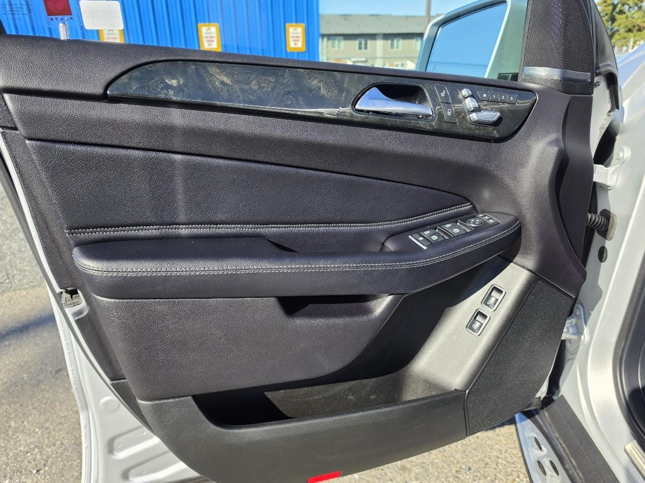Mercedes-Benz GLS  2017