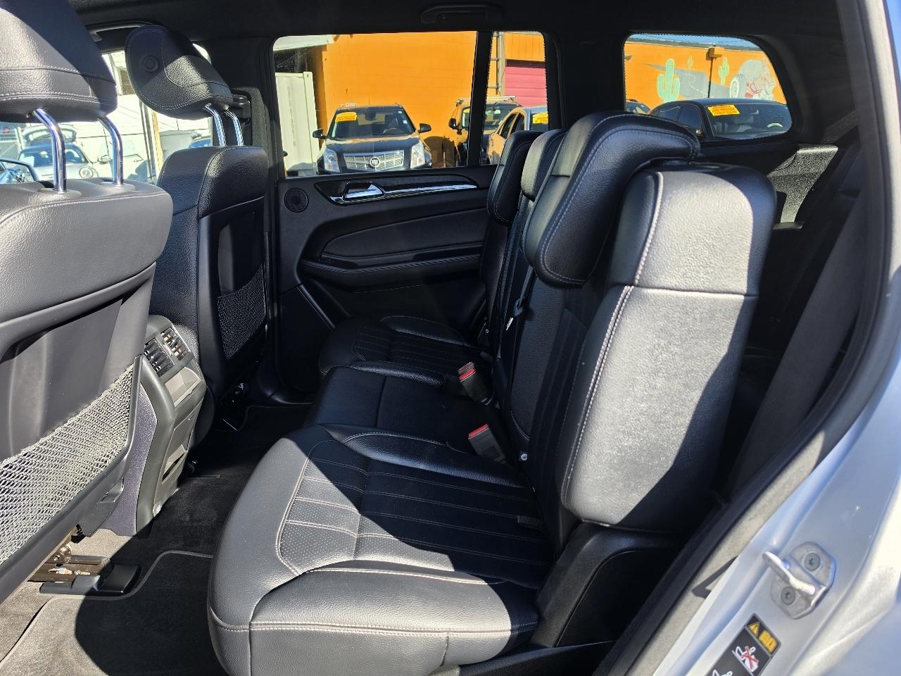 Mercedes-Benz GLS  2017
