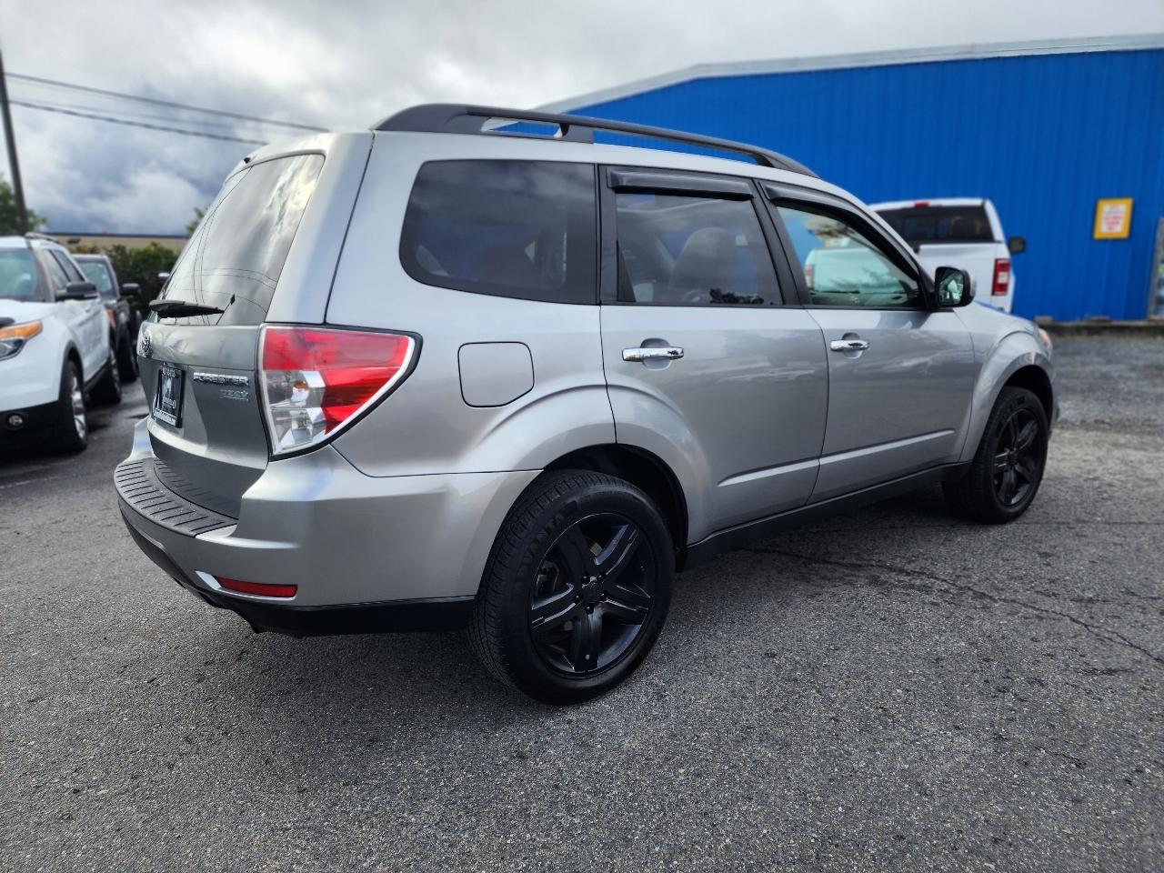 Subaru Forester 2.5X Premium 2010