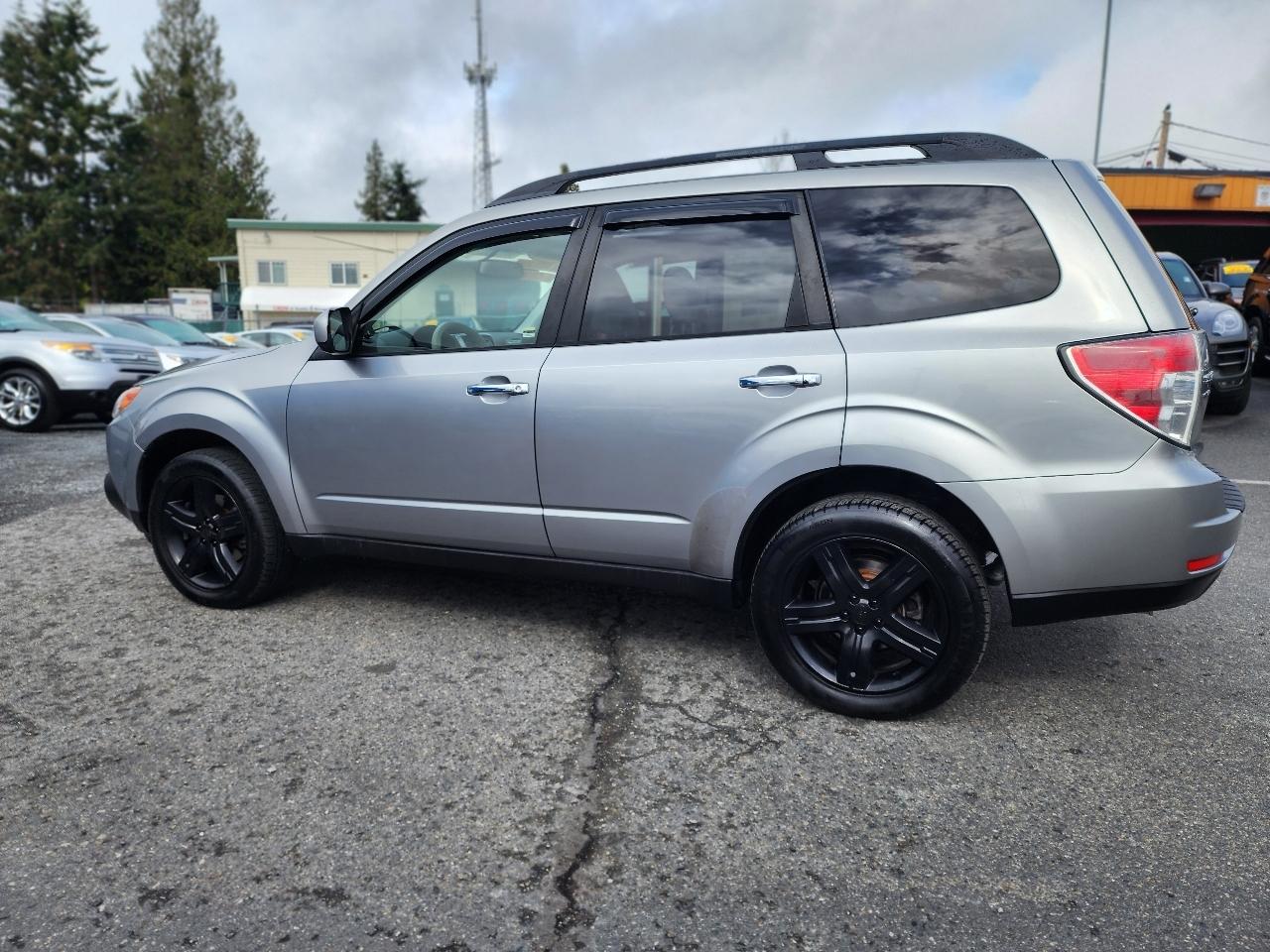Subaru Forester 2.5X Premium 2010