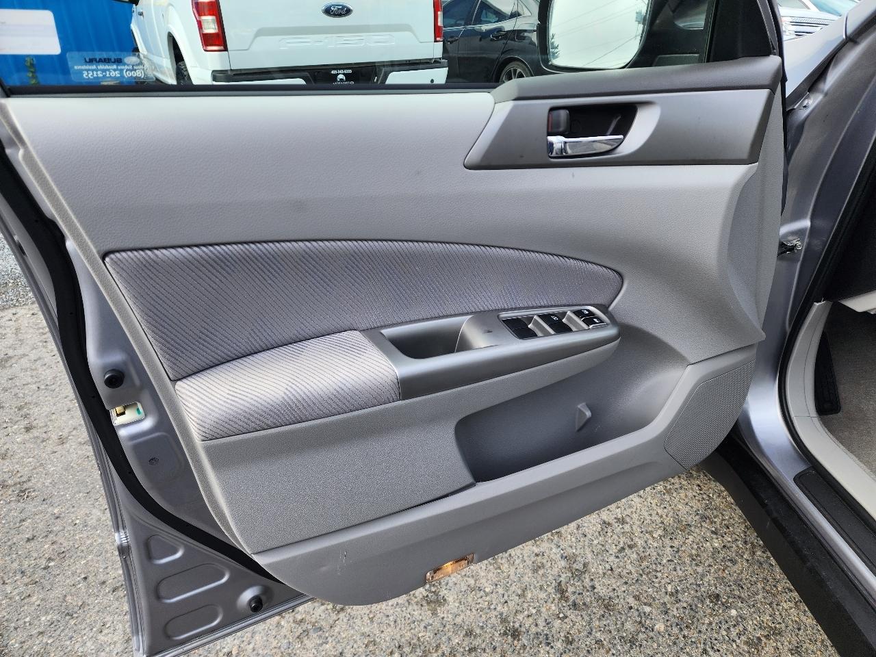 Subaru Forester 2.5X Premium 2010