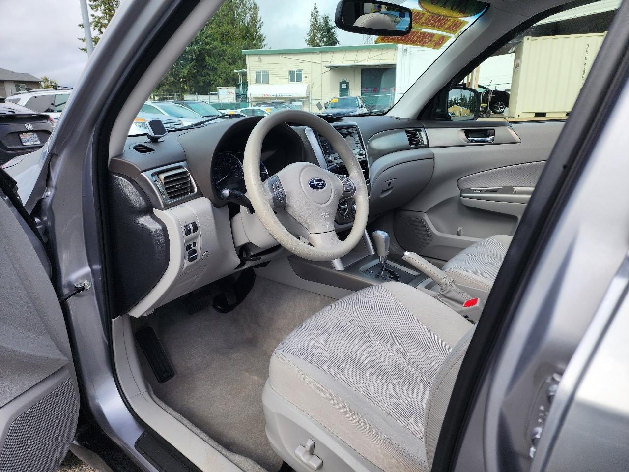 Subaru Forester 2.5X Premium 2010