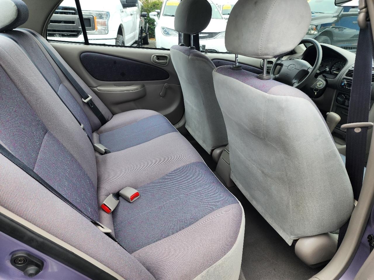 Toyota Corolla 4dr Sdn Auto (Natl) 1998