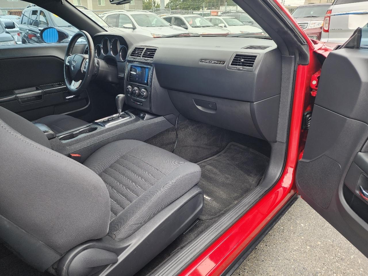 Dodge Challenger R/T 2012