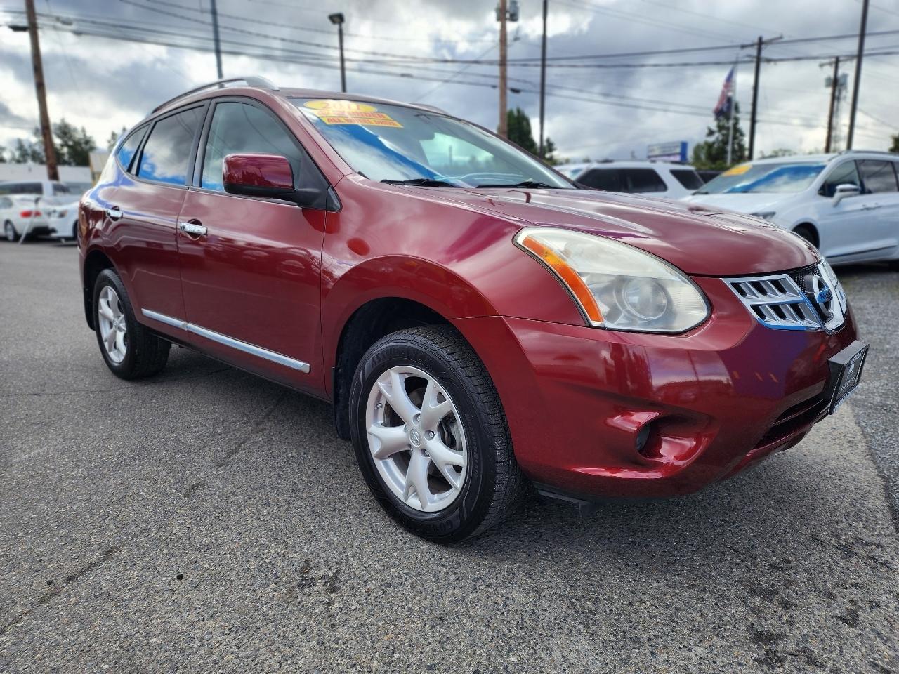 Nissan Rogue AWD 4dr SV 2011