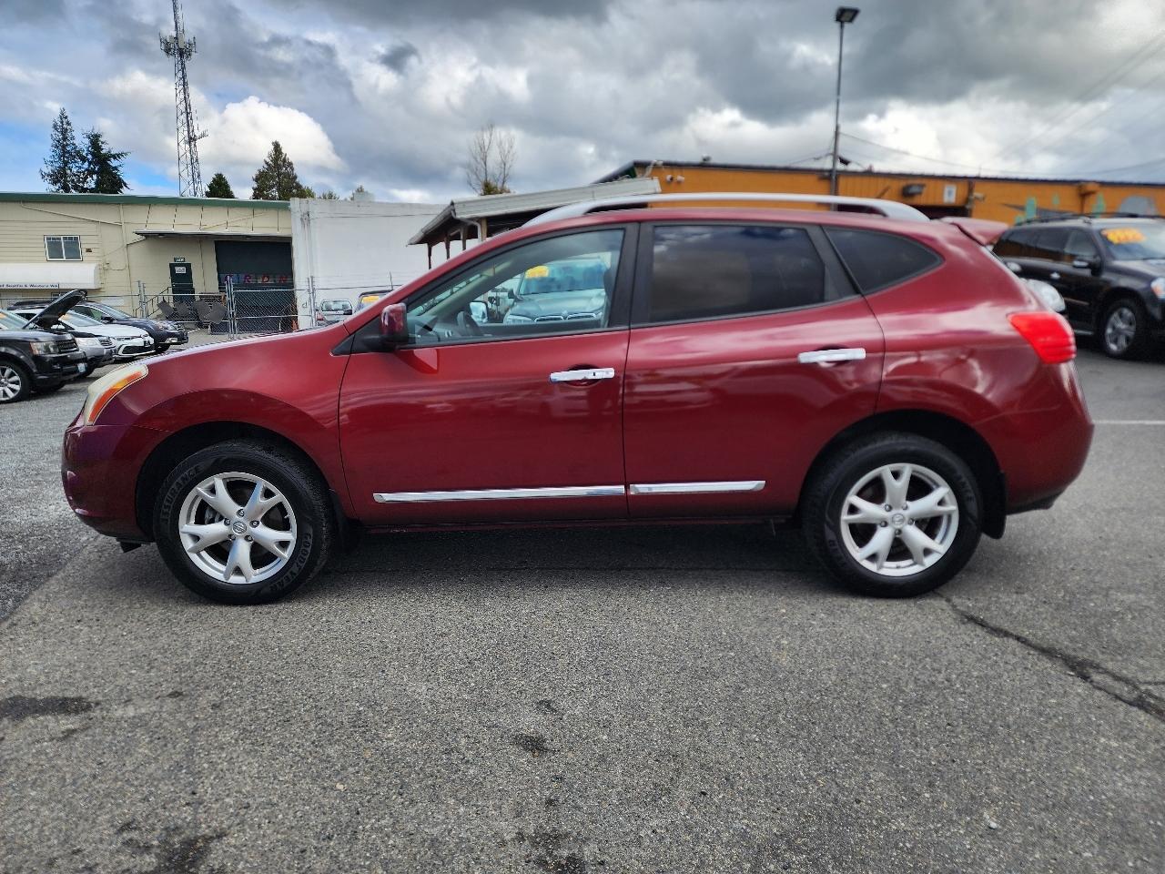 Nissan Rogue AWD 4dr SV 2011