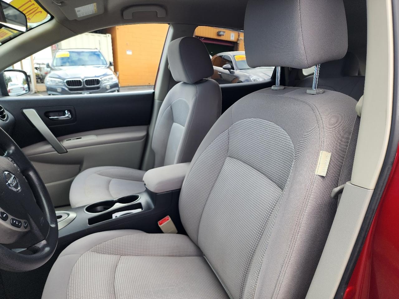 Nissan Rogue AWD 4dr SV 2011