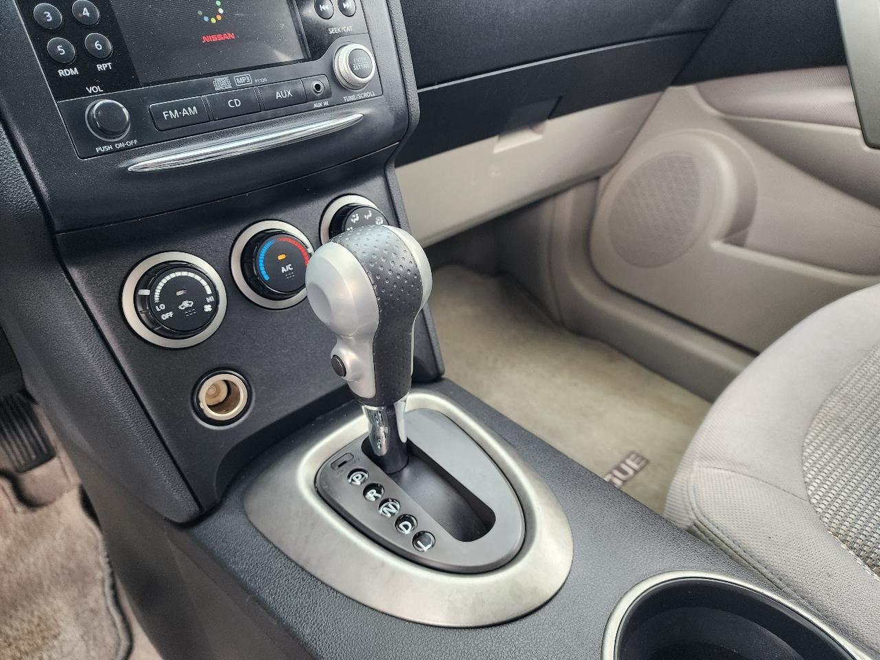 Nissan Rogue AWD 4dr SV 2011